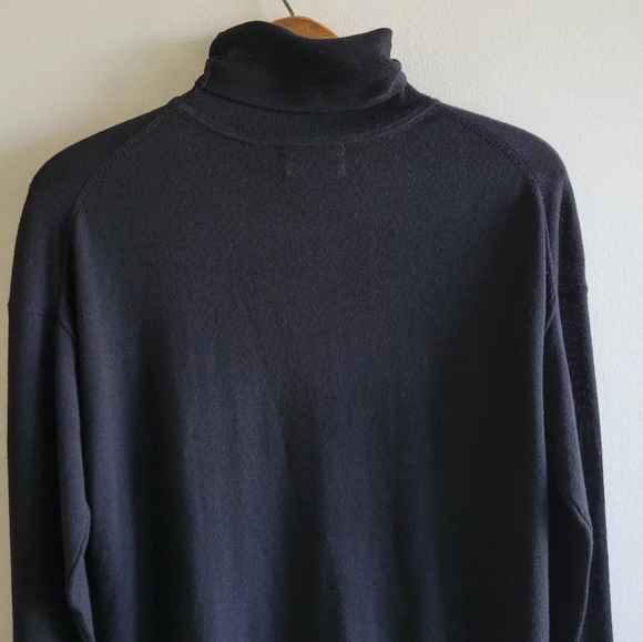 Babaton Lightweight 100% Wool Long Sleeve  Turtleneck - XS - Picture 4 of 12